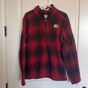 The North Face men’s half zip plaid fleece pullover